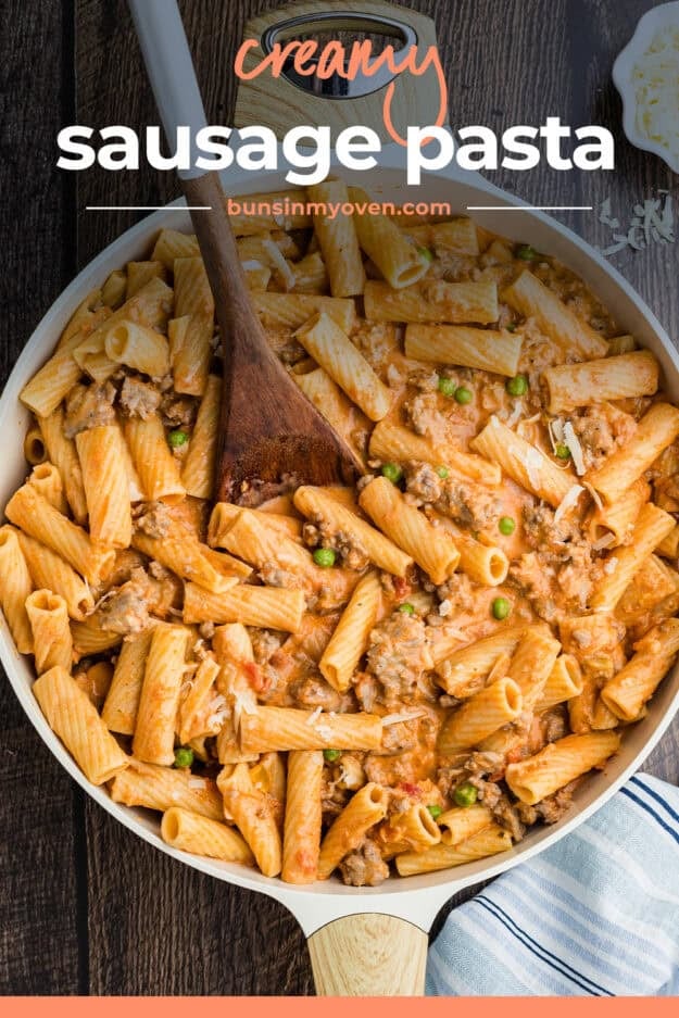 Skillet ful lof Italian sausage and pasta recipe.