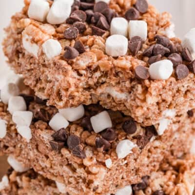 Stack of hot cocoa rice krispies treats.