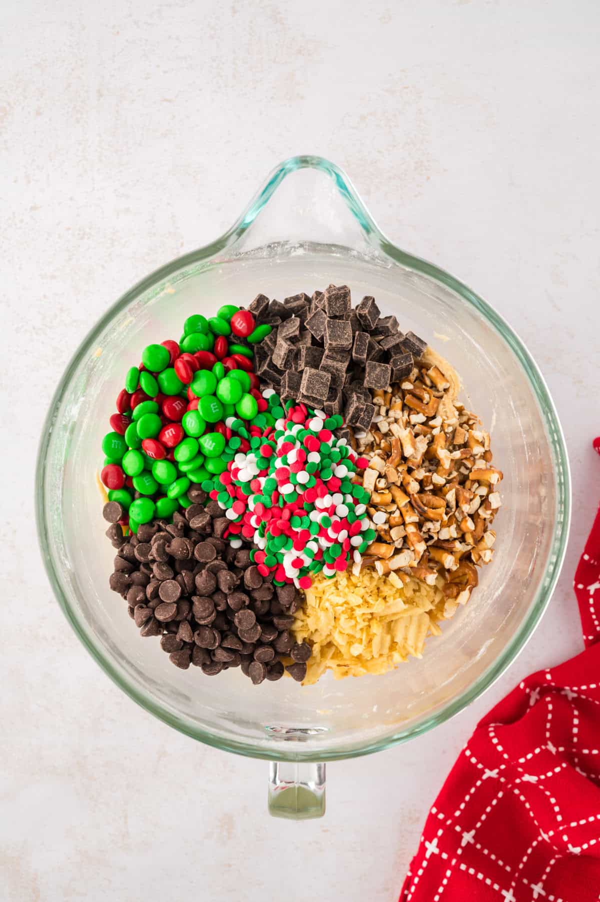 Dry ingredients for cookies in mixing bowl.